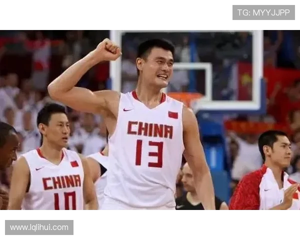 鹏鹏姚明：从篮球巨星到全民偶像的成长之路与影响力探讨